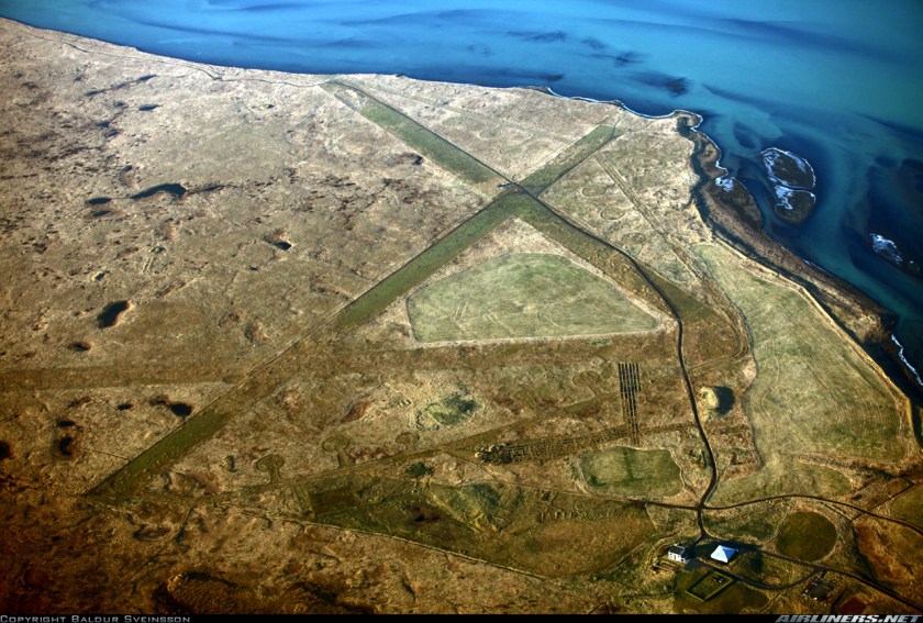 Kaldaðarnes flugvöllur